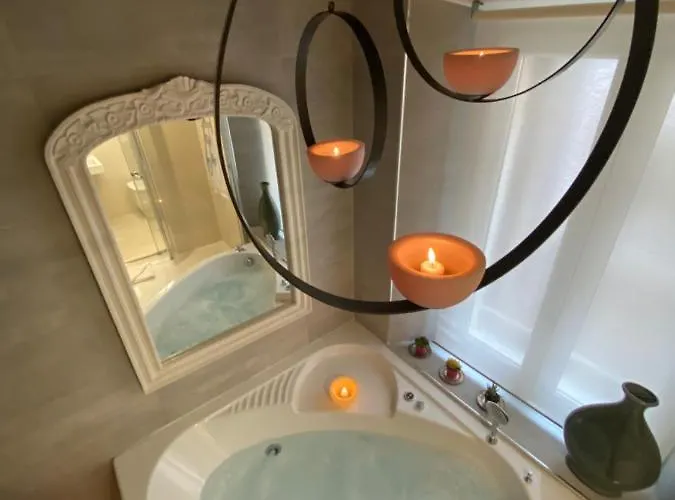 Town House Spagna- Luxury With Jacuzzi Bath 4* Рим