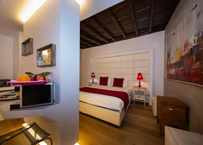 Town House Spagna- Luxury With Jacuzzi Bath Гостевой дом Рим
