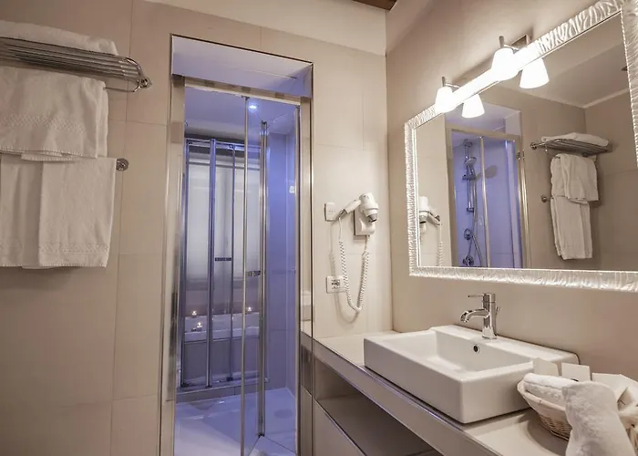 Town House Spagna- Luxury With Jacuzzi Bath Рим